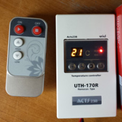 Termostat UTH-170R Termostat UTH-170R